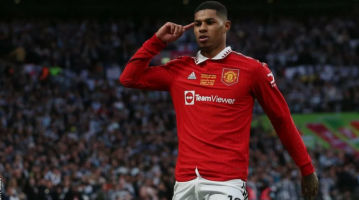 Légende du club. Marcus Rashford a publié une photo avec Solskjaer après la démission de l'entraîneur de Manchester United